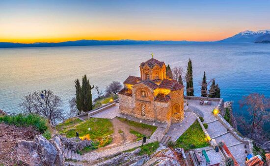 Uçaklı Büyük Balkan Turu