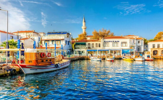 GÜNÜBİRLİK BOZCAADA TURU